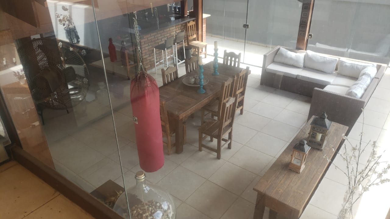 Imagem Casa de Condomínio com 4 Quartos à Venda ou Locação, 490 m²em Jundiaí Mirim - Jundiaí