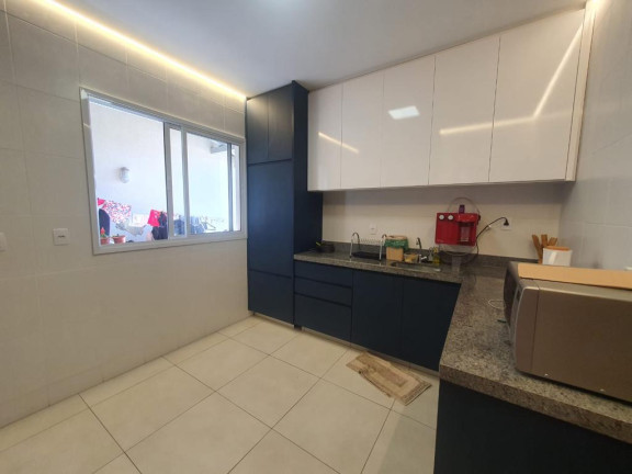 Imagem Sobrado com 3 Quartos à Venda, em Setor Castelo Branco - Goiânia Imagem Sobrado com 3 Quartos à Venda, em Setor Castelo Branco - Goiânia