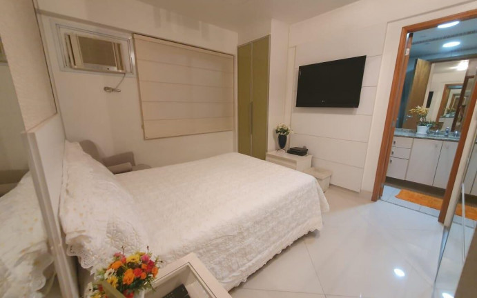 Imagem Apartamento com 1 Quarto à Venda, 69 m² em Botafogo - Rio de Janeiro Imagem Apartamento com 1 Quarto à Venda, 69 m² em Botafogo - Rio de Janeiro