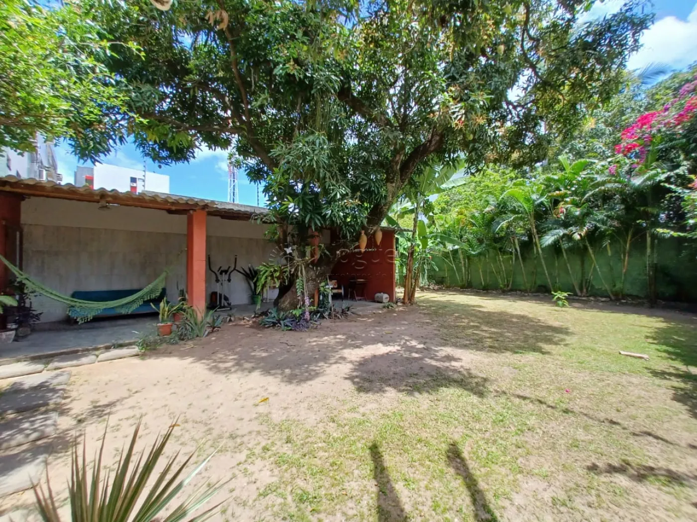 Imagem Casa com 4 Quartos à Venda, 232 m²em Iputinga - Recife