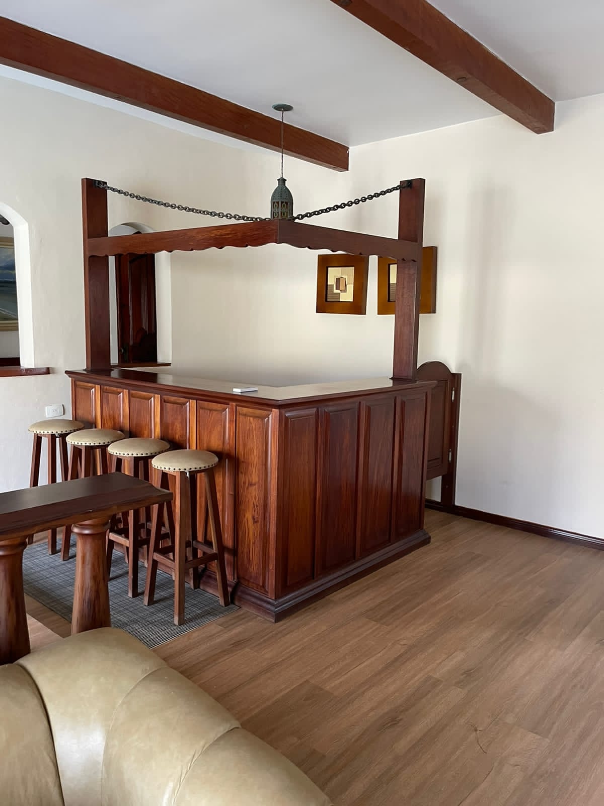 Imagem Sobrado com 6 Quartos para Temporada, 600 m²em Jardim Virgínia - Guarujá Imagem Sobrado com 6 Quartos para Temporada, 600 m²em Jardim Virgínia - Guarujá
