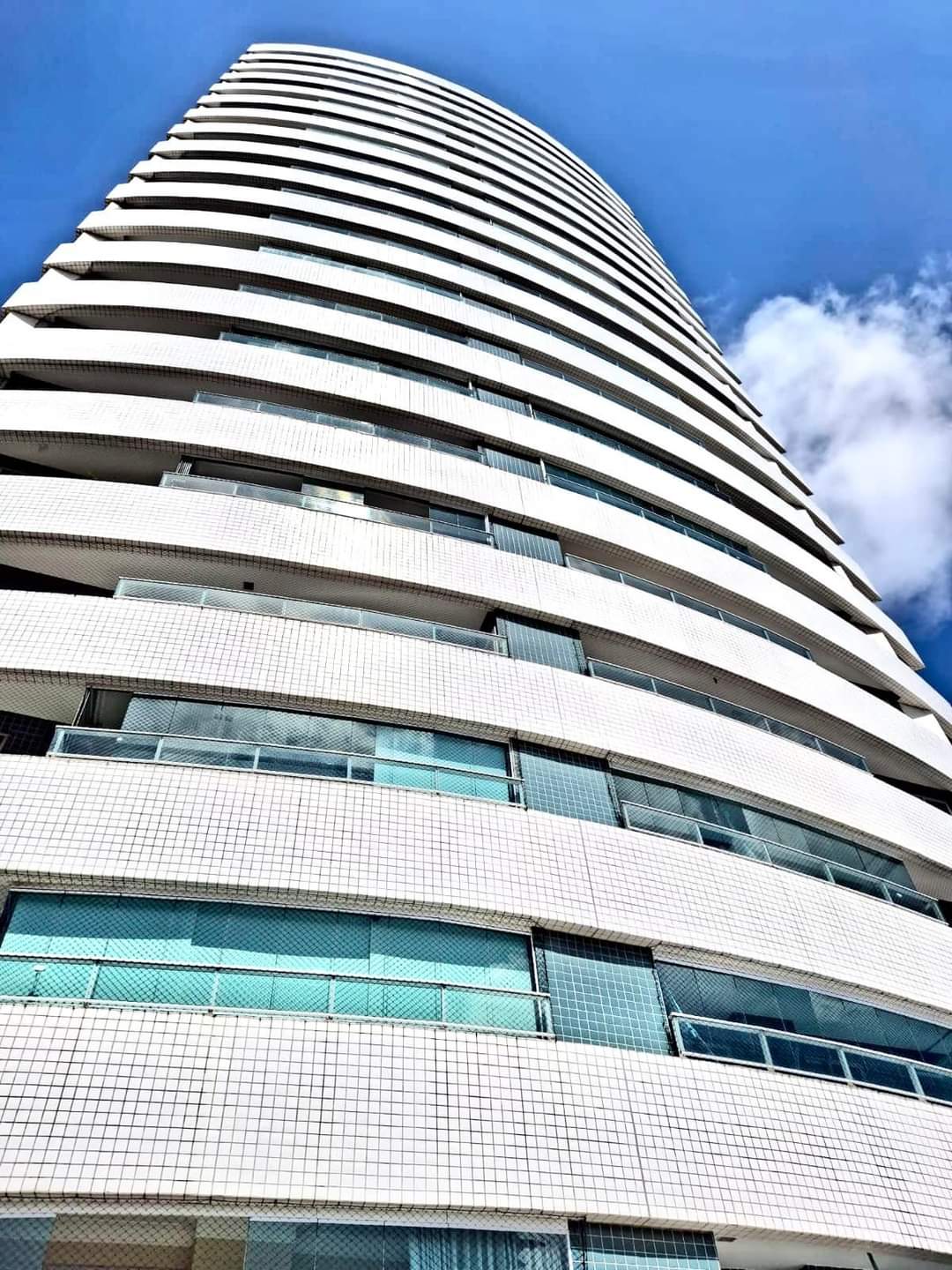 Apartamento com 3 Quartos à Venda, 101 m²em Nova Parnamirim - Parnamirim