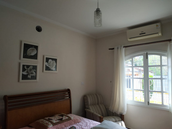 Imagem Casa com 3 Quartos à Venda, 330 m² em Centro - Tremembé Imagem Casa com 3 Quartos à Venda, 330 m² em Centro - Tremembé