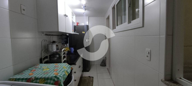 Imagem Apartamento com 3 Quartos à Venda, 84 m²em Jurujuba - Niterói