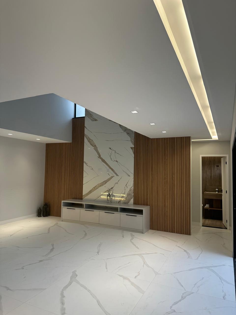 Imagem Casa de Condomínio com 5 Quartos à Venda, 200 m² em Campo Grande - Rio de Janeiro Imagem Casa de Condomínio com 5 Quartos à Venda, 200 m² em Campo Grande - Rio de Janeiro