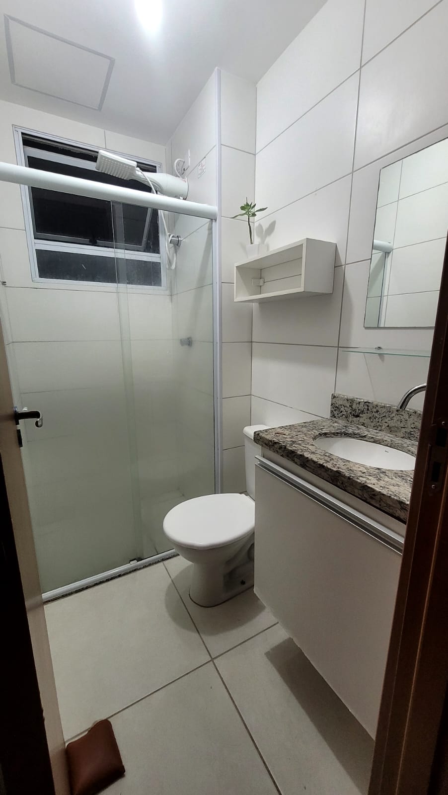 Imagem Apartamento com 2 Quartos para Alugar, 43 m²em Centro - Lauro de Freitas Imagem Apartamento com 2 Quartos para Alugar, 43 m²em Centro - Lauro de Freitas