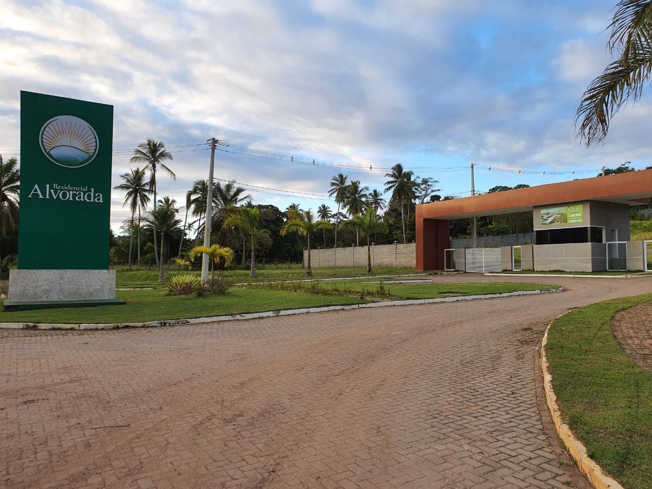 Imagem Terreno em Condomínio à Venda, 356 m²em Cazajeiras de Abrantes - Camaçari Imagem Terreno em Condomínio à Venda, 356 m²em Cazajeiras de Abrantes - Camaçari