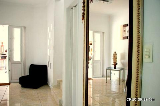 Imagem Casa de Condomínio com 2 Quartos à Venda, 198 m² em Jardim Lambreta - Cotia