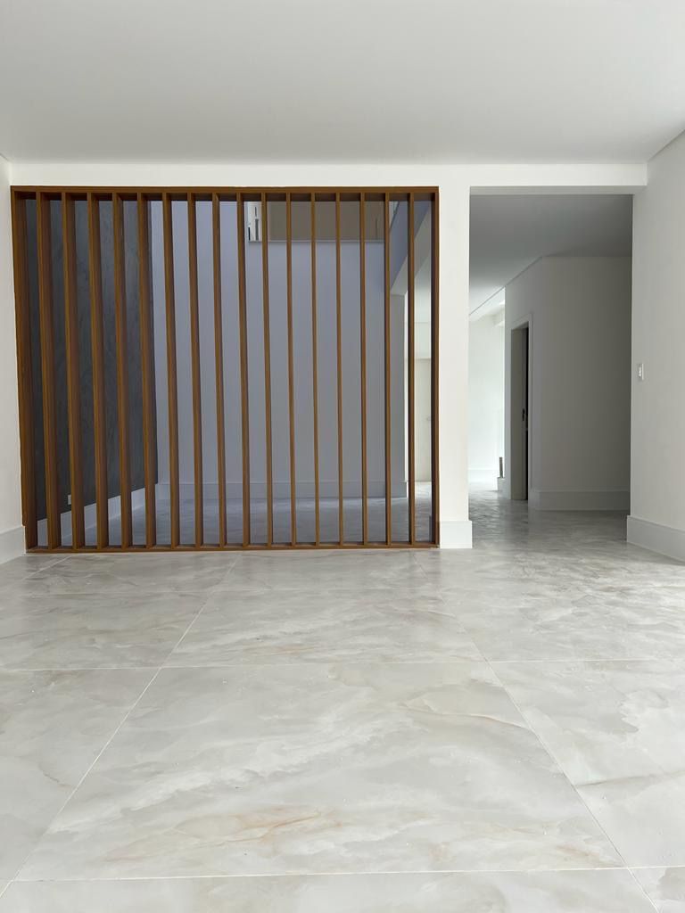 Imagem Casa com 4 Quartos à Venda, 500 m²em Alphaville Residencial Dois - Barueri Imagem Casa com 4 Quartos à Venda, 500 m²em Alphaville Residencial Dois - Barueri