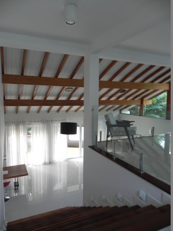 Imagem Casa de Condomínio com 5 Quartos à Venda, 500 m² em Várzea&nbsp; - Teresópolis