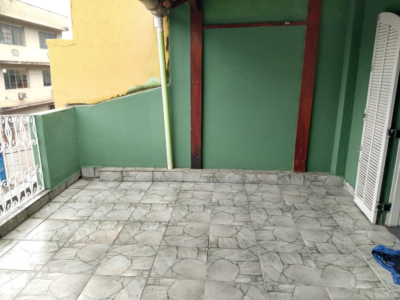 Imagem Sobrado com 3 Quartos à Venda, 220 m²em Jardim Maria Rosa - Taboão da Serra