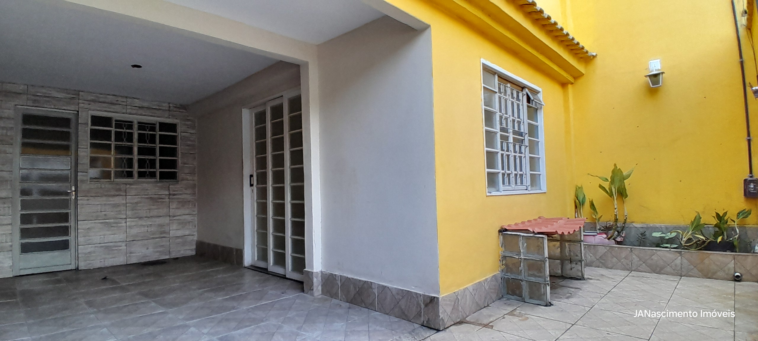 Imagem Casa com 2 Quartos à Venda, 160 m² em Bangu - Rio de Janeiro