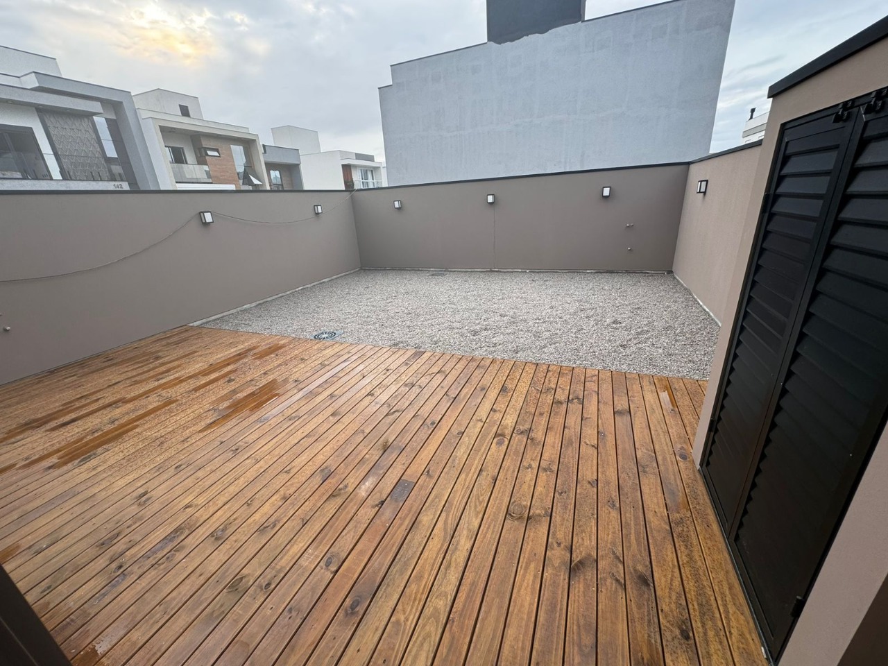 Imagem Casa com 3 Quartos à Venda, 164 m²em Beira Rio - Biguaçu Imagem Casa com 3 Quartos à Venda, 164 m²em Beira Rio - Biguaçu