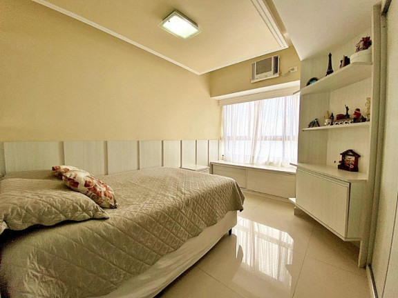 Imagem Apartamento com 4 Quartos à Venda, 110 m² em Candeias - Jaboatão dos Guararapes