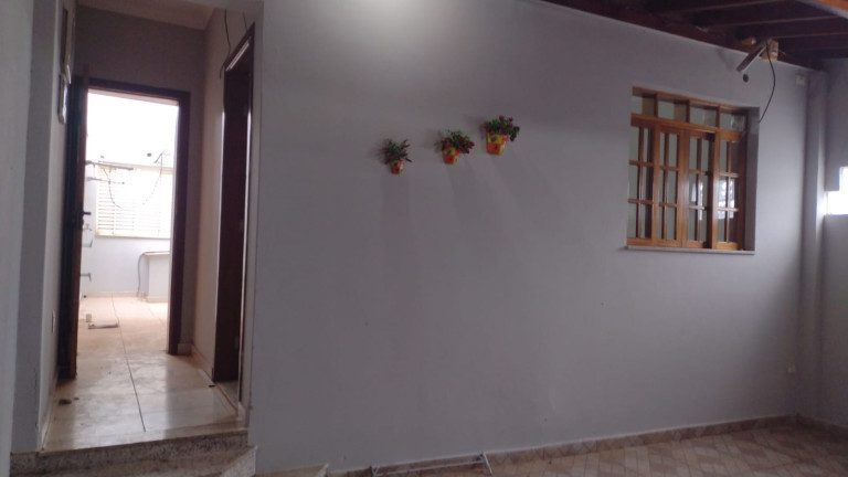 Imagem Sobrado com 3 Quartos para Alugar, 140 m²em Jardim das Laranjeiras - Limeira