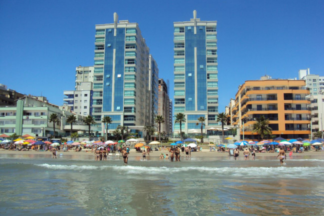 Imagem Apartamento com 2 Quartos para Temporada,  em Meia Praia - Itapema