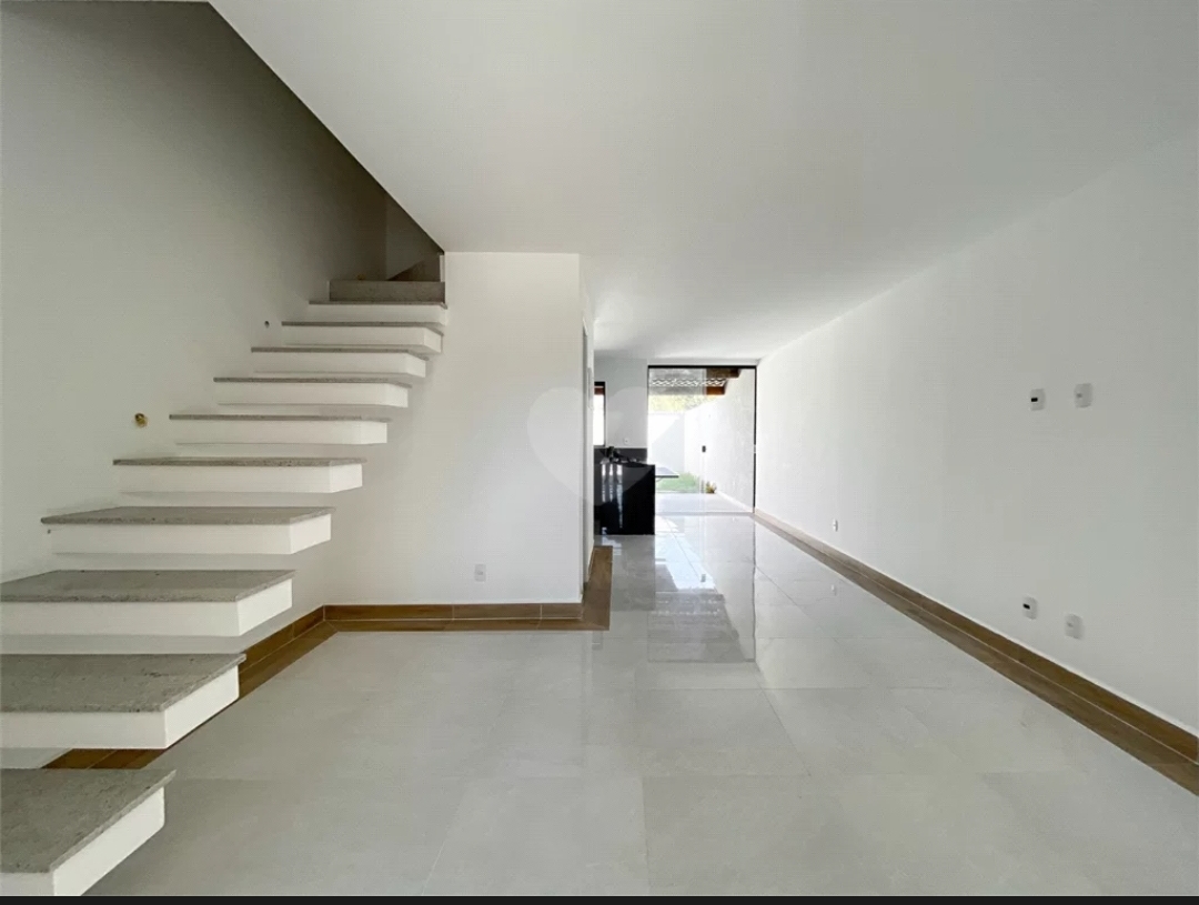 Imagem Casa de Condomínio com 3 Quartos à Venda ou Locação, 121 m²em Campo Grande - Rio de Janeiro Imagem Casa de Condomínio com 3 Quartos à Venda ou Locação, 121 m²em Campo Grande - Rio de Janeiro
