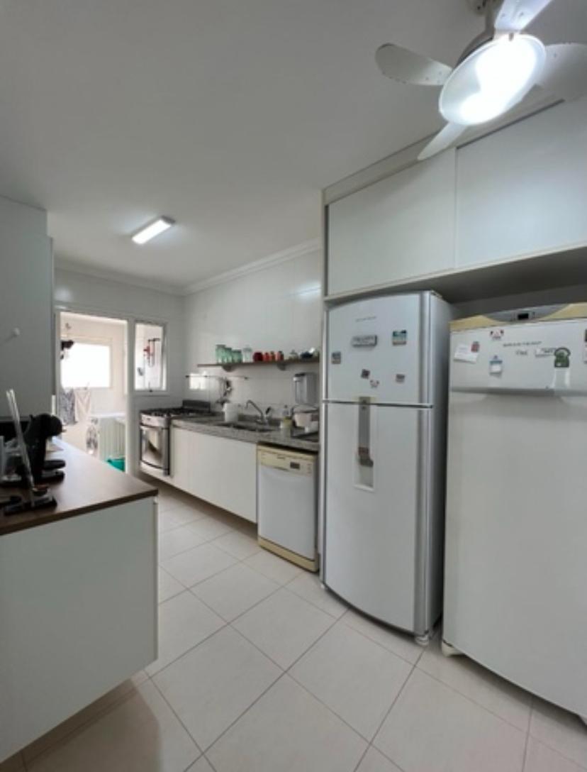 Imagem Apartamento com 4 Quartos para Temporada, 212 m² em Riviera - Bertioga