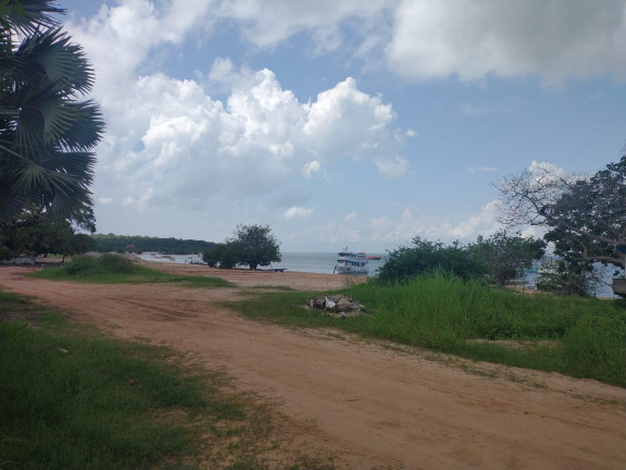 Imagem Terreno à Venda, 1.300 m² em Alter do Chão - Santarém Imagem Terreno à Venda, 1.300 m² em Alter do Chão - Santarém