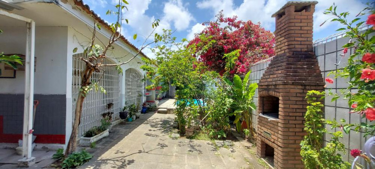 Imagem Casa com 3 Quartos à Venda, 200 m² em Boa Viagem - Recife Imagem Casa com 3 Quartos à Venda, 200 m² em Boa Viagem - Recife