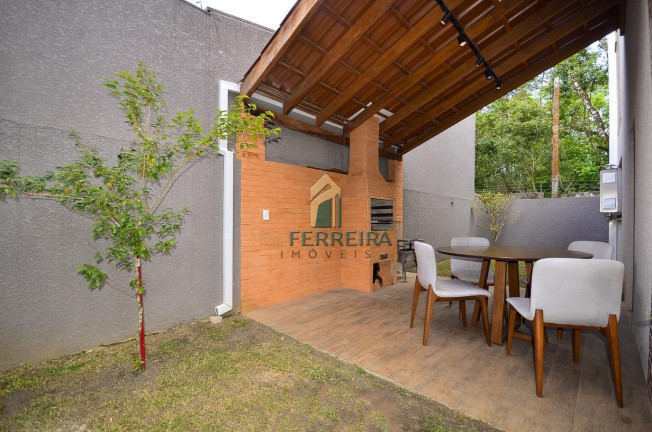 Imagem Sobrado com 3 Quartos à Venda, em Santa Cândida - Curitiba Imagem Sobrado com 3 Quartos à Venda, em Santa Cândida - Curitiba