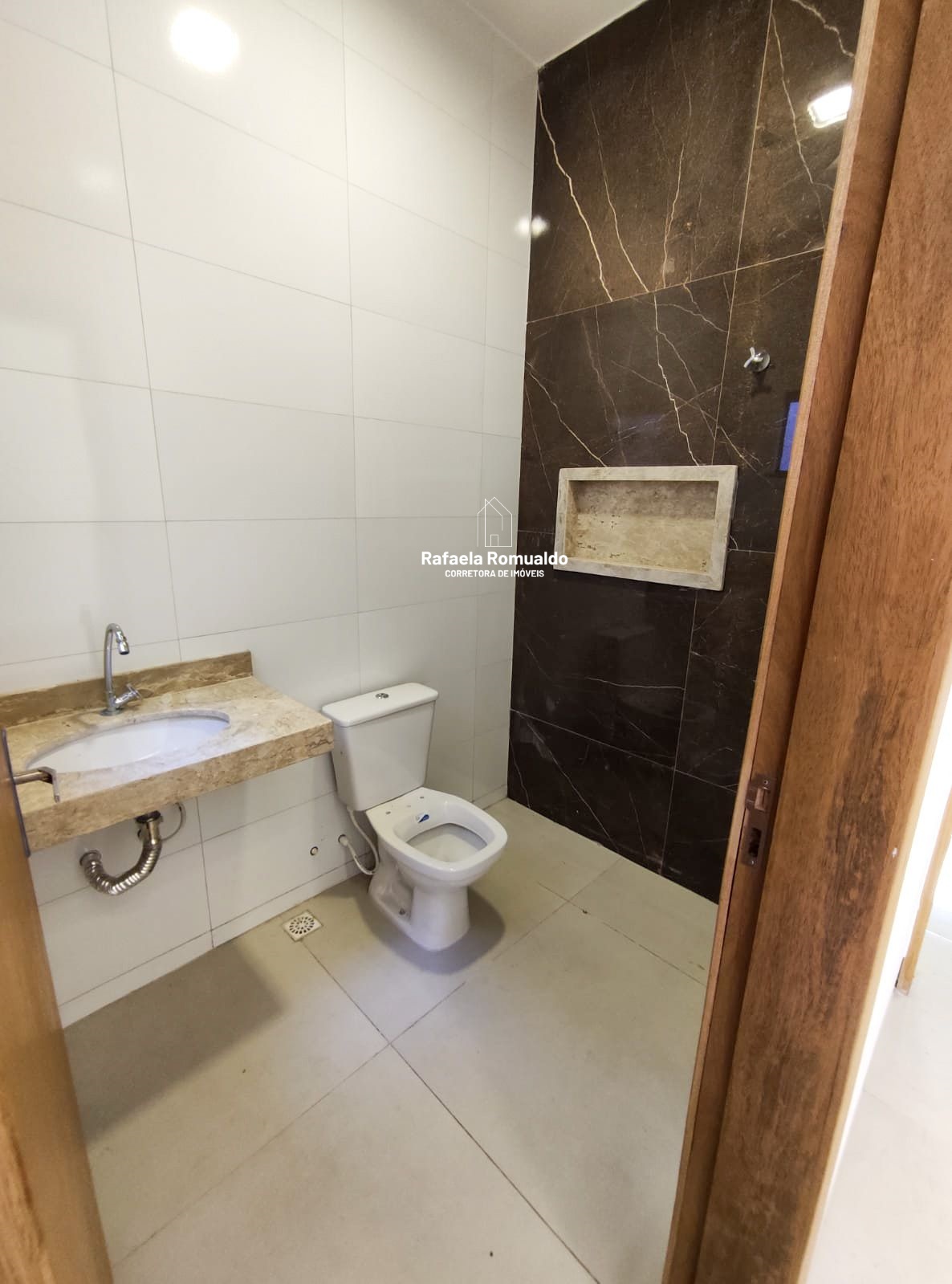Imagem Casa com 3 Quartos à Venda, 93 m²em Residencial Santa Fé - Goiânia Imagem Casa com 3 Quartos à Venda, 93 m²em Residencial Santa Fé - Goiânia