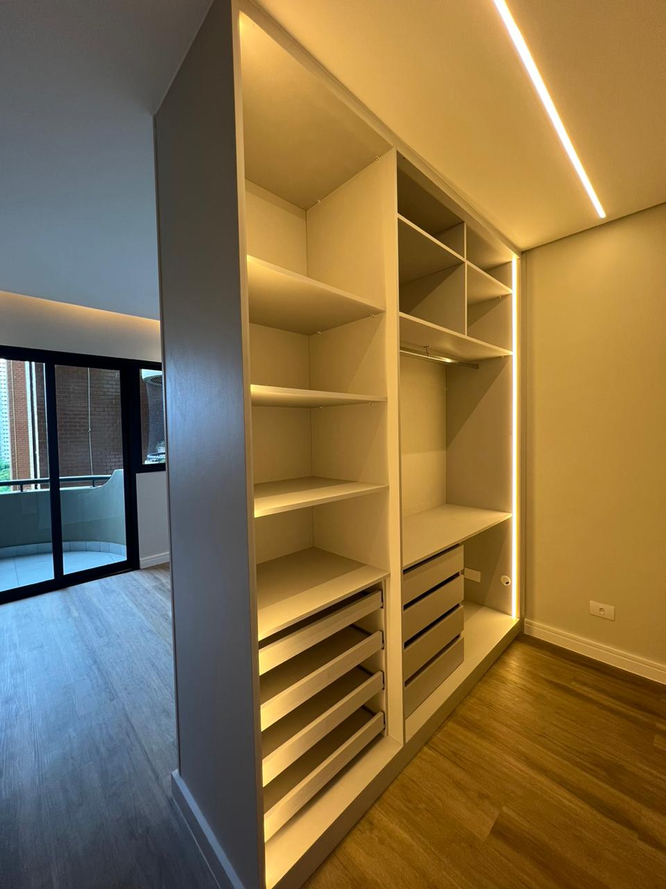 Imagem Flat com 1 Quarto à Venda, 55 m²em Alphaville Centro Industrial e Empresarial/Alphaville. - Barueri Imagem Flat com 1 Quarto à Venda, 55 m²em Alphaville Centro Industrial e Empresarial/Alphaville. - Barueri