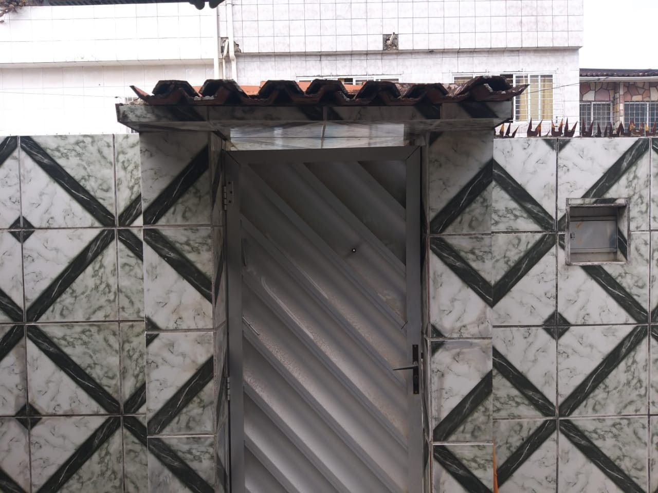 Casa com 2 Quartos à Venda ou Locação, 106 m² em San Martin - Recife