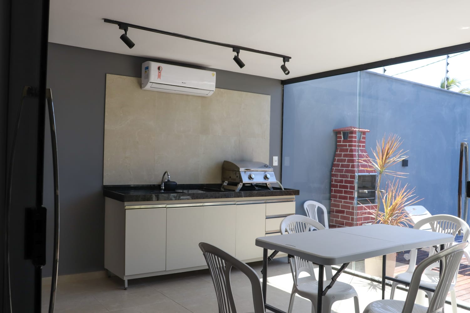 Imagem Casa com 4 Quartos à Venda ou Temporada, 180 m²em Porto Coqueiral - ipojuca