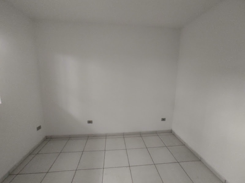 Imagem Casa com 2 Quartos para Alugar, 60 m²em Jardim Mangalot - São Paulo