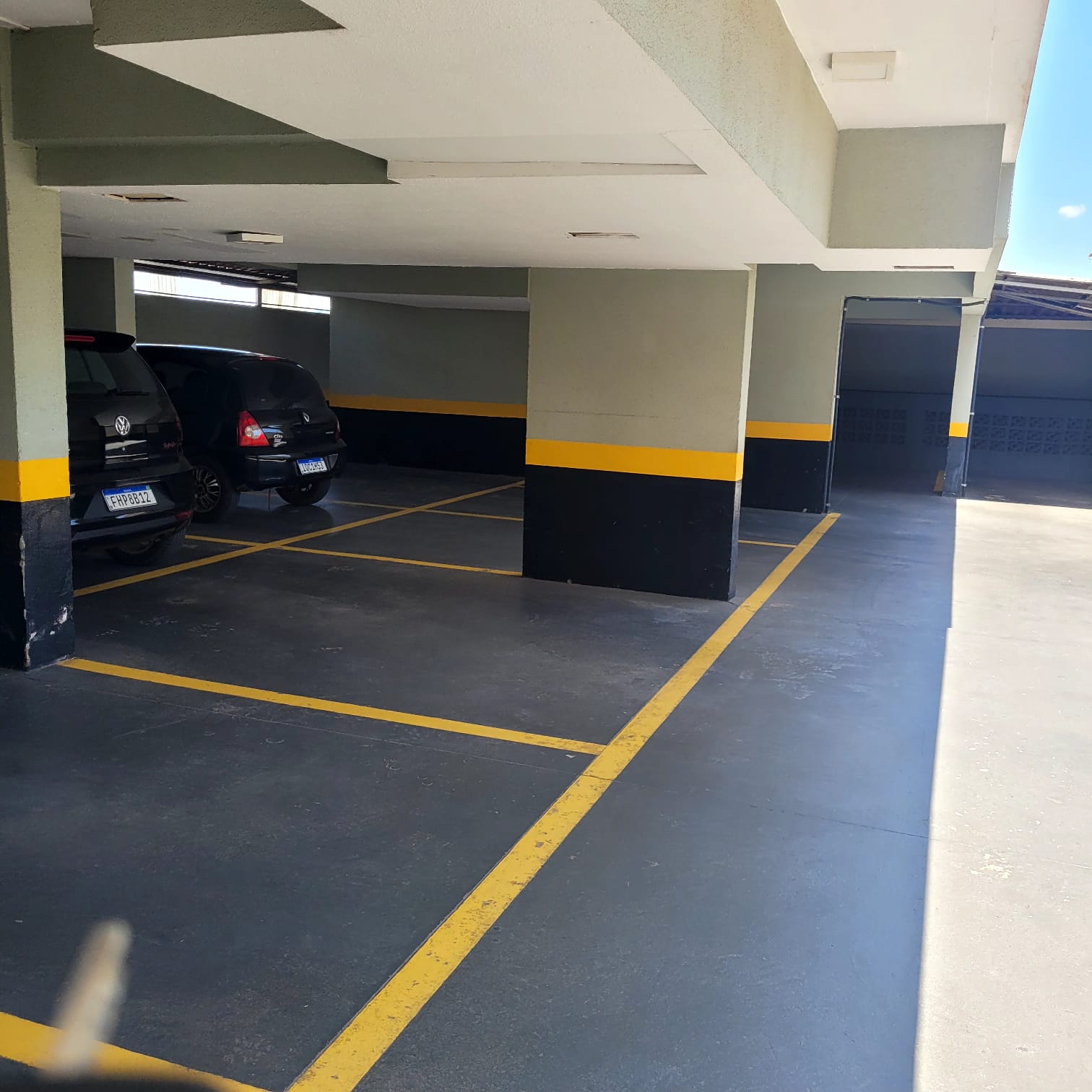 Imagem Apartamento com 2 Quartos à Venda ou Locação, 66 m²em Centro - Limeira