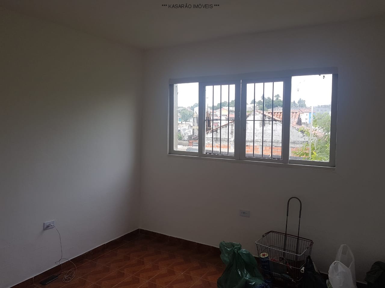Imagem Casa com 2 Quartos para Alugar, 70 m²em Vila Guedes - São Paulo