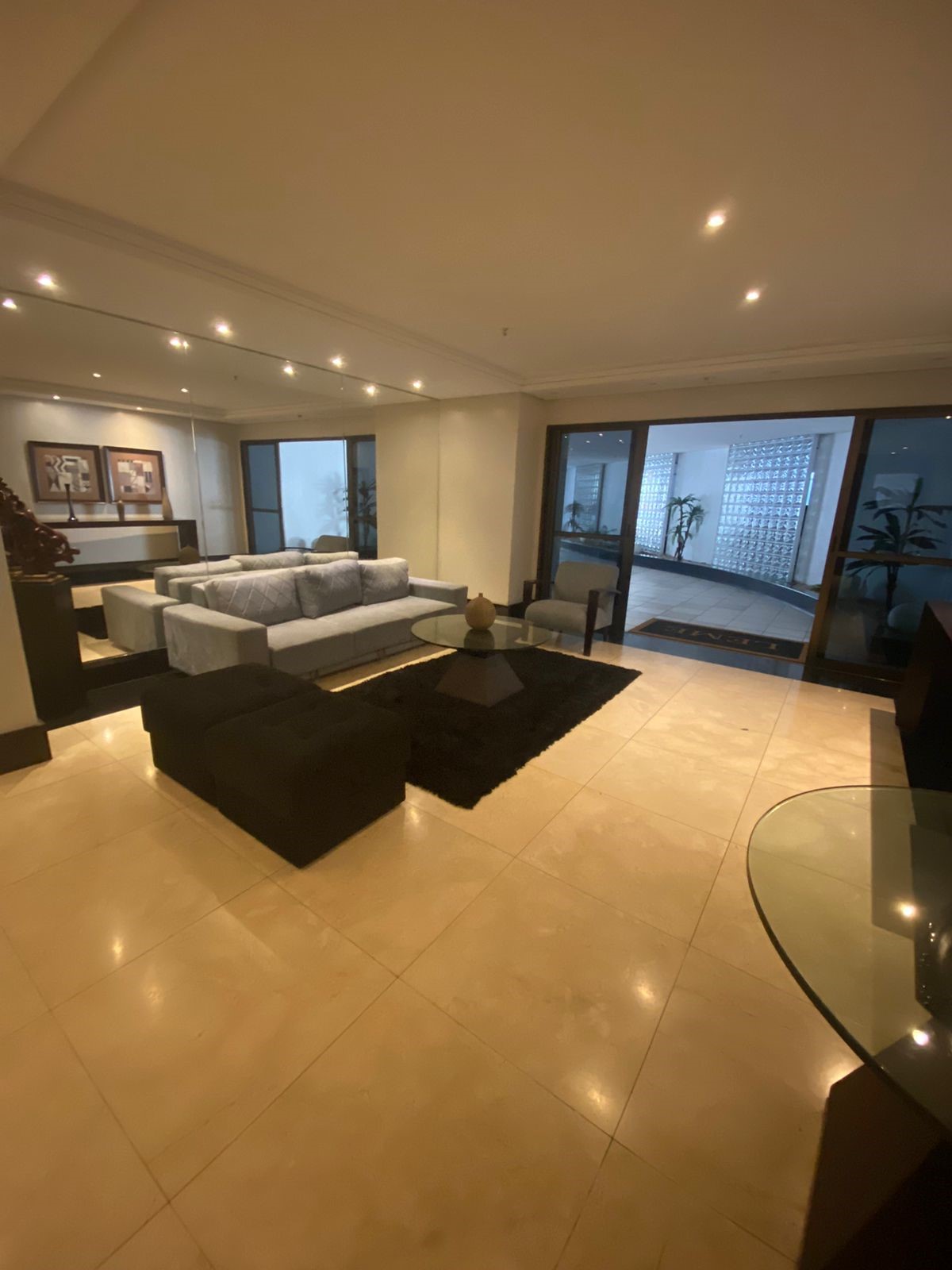 Imagem Apartamento com 2 Quartos à Venda, 65 m²em Meireles - Fortaleza Imagem Apartamento com 2 Quartos à Venda, 65 m²em Meireles - Fortaleza