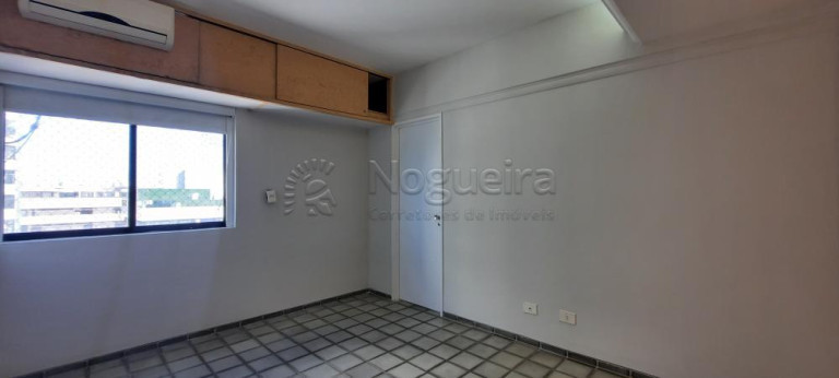 Imagem Apartamento com 4 Quartos à Venda, em Candeias - Jaboatão dos Guararapes Imagem Apartamento com 4 Quartos à Venda, em Candeias - Jaboatão dos Guararapes