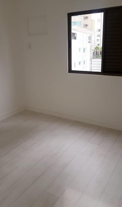 Imagem Apartamento com 3 Quartos à Venda, 110 m²em Centro - Balneário Camboriú