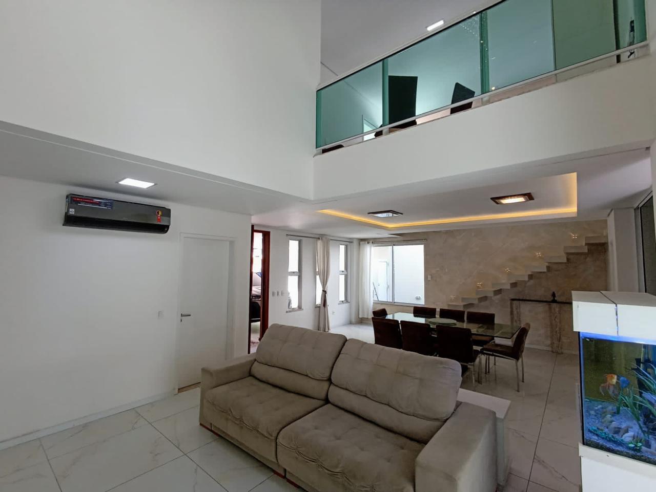 Imagem Casa com 4 Quartos à Venda, 270 m²em Coaçu - Eusébio 