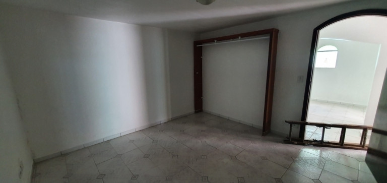 Imagem Casa com 2 Quartos para Alugar, 246 m²em Vila Granada - São Paulo