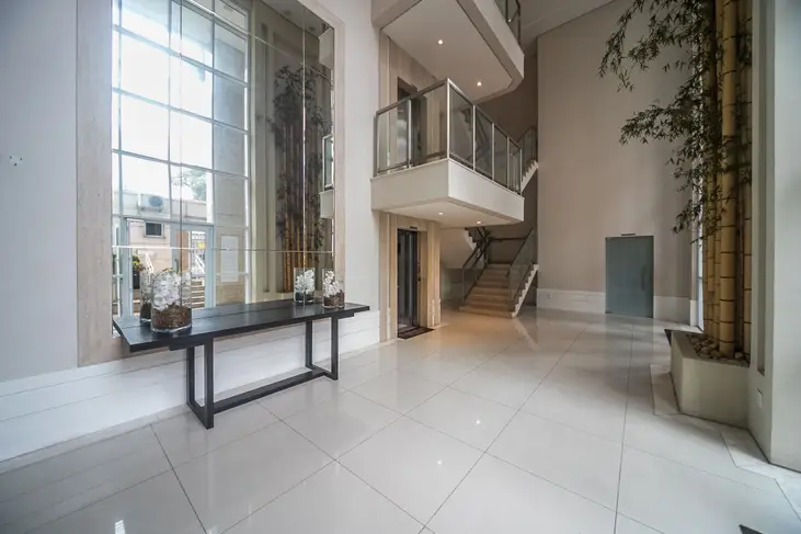 Imagem Apartamento com 3 Quartos à Venda, 109 m²em Vila Olímpia - São Paulo