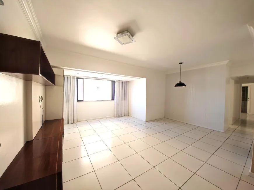 Imagem Apartamento com 3 Quartos à Venda, 125 m²em Cocó - Fortaleza