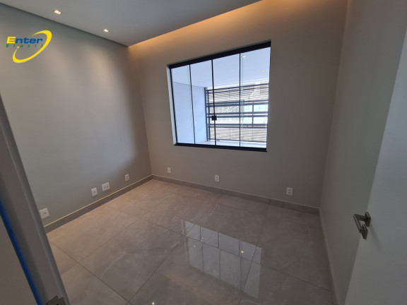 Imagem Casa com 4 Quartos à Venda, 225 m² em Guará II - Brasília