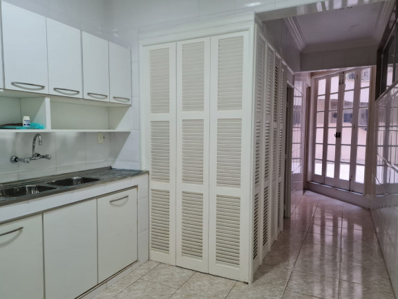 Imagem Apartamento com 2 Quartos à Venda, 121 m² em Leme - Rio de Janeiro Imagem Apartamento com 2 Quartos à Venda, 121 m² em Leme - Rio de Janeiro
