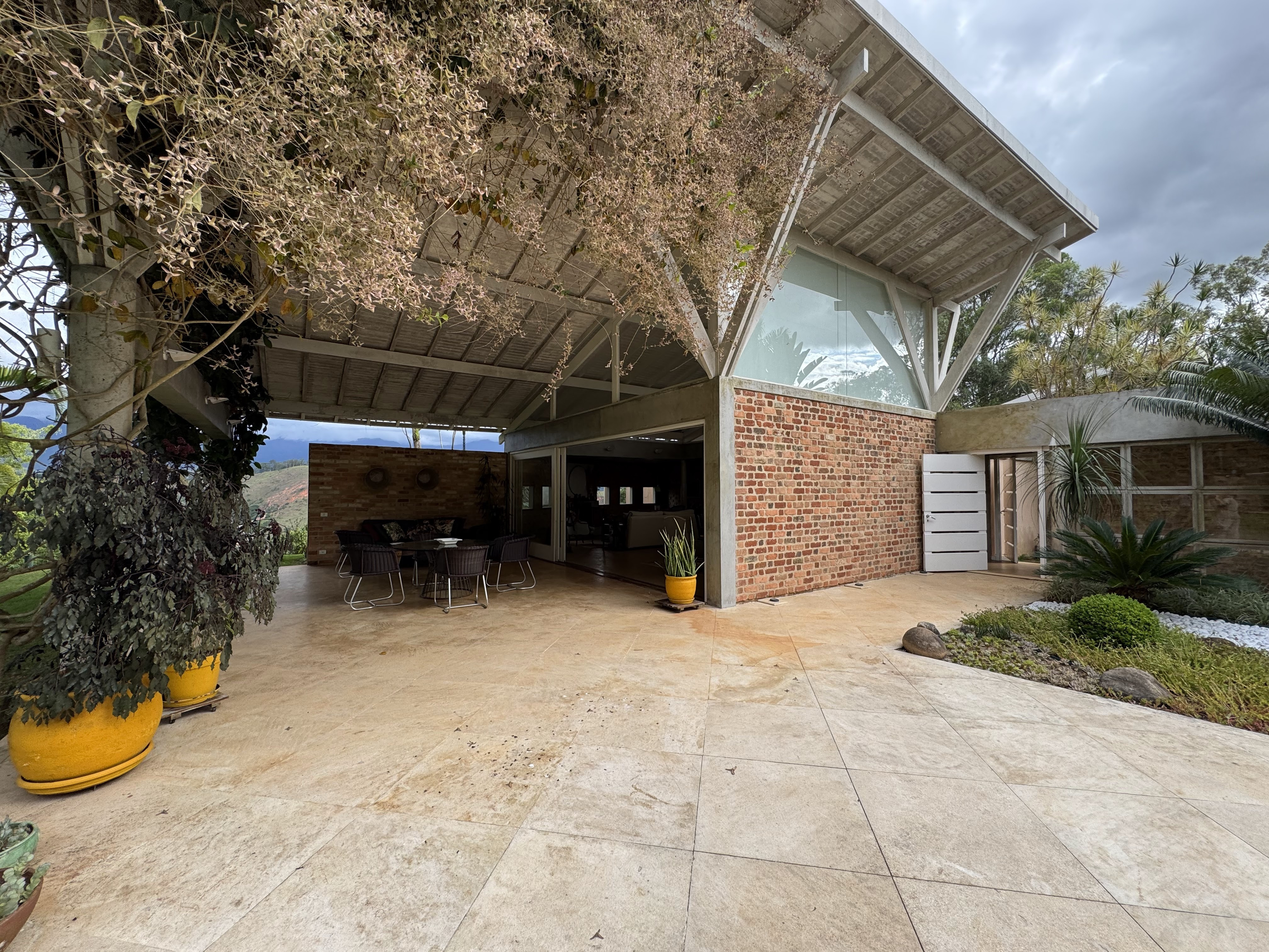 Foto do imóvel Casa de Condomínio com 6 Quartos à Venda, 714 m² em Itaipava - Petrópolis