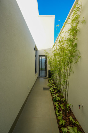 Imagem Casa com 3 Quartos à Venda, 145 m² em Aclimação - Uberlândia Imagem Casa com 3 Quartos à Venda, 145 m² em Aclimação - Uberlândia
