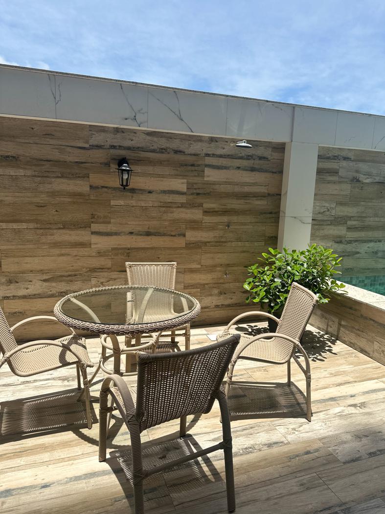 Imagem Apartamento com 3 Quartos à Venda, 130 m² em Meia Praia - Itapema