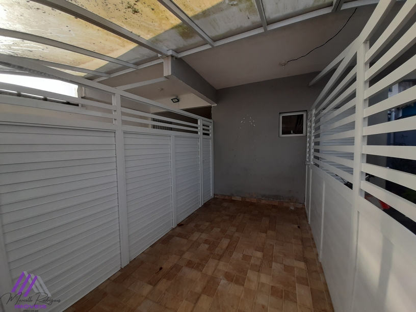 Imagem Casa de Condomínio com 2 Quartos à Venda, 53 m²em Samambaia - Praia Grande