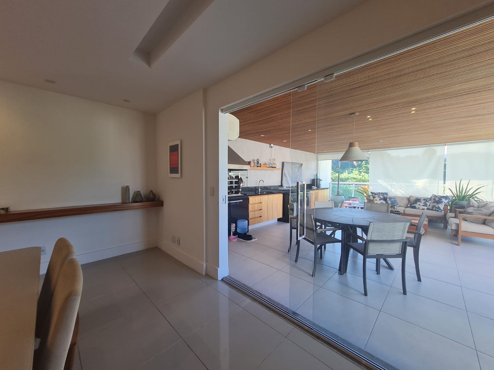 Imagem Apartamento com 3 Quartos à Venda, 280 m²em Camboinhas - Niterói Imagem Apartamento com 3 Quartos à Venda, 280 m²em Camboinhas - Niterói