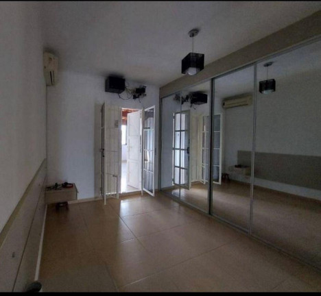 Imagem Casa com 3 Quartos à Venda, 180 m² em Engenheiro Goulart - São Paulo