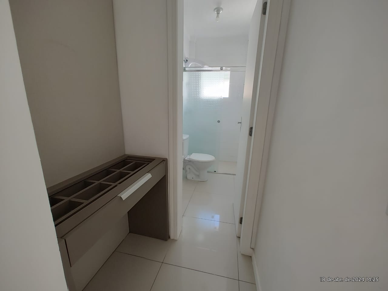 Imagem Apartamento com 2 Quartos para Alugar, 55 m²em Nova Esperança - Balneário Camboriú Imagem Apartamento com 2 Quartos para Alugar, 55 m²em Nova Esperança - Balneário Camboriú