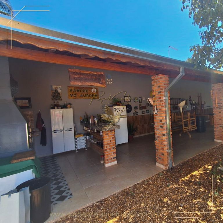 Imagem Imóvel com 2 Quartos para Alugar, 200 m² em Recreio Jardim da Mina (Vitoriana) - Botucatu