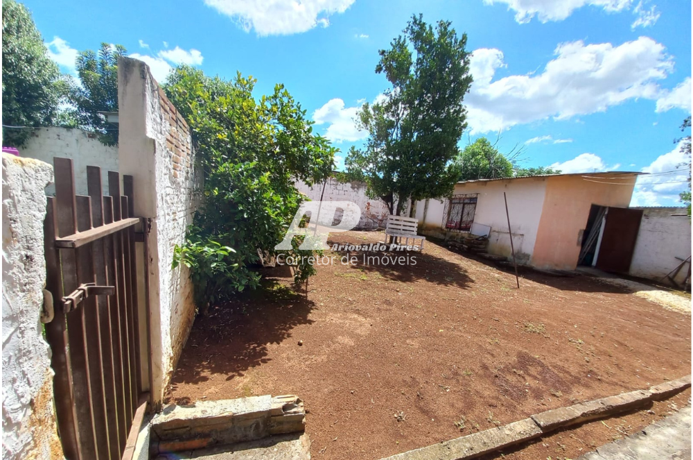 Imagem Casa com 3 Quartos à Venda, 150 m²em Uvaranas - Ponta Grossa Imagem Casa com 3 Quartos à Venda, 150 m²em Uvaranas - Ponta Grossa